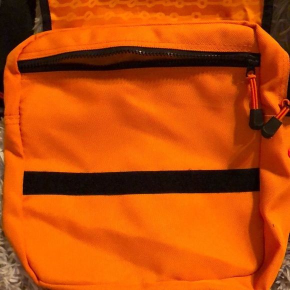 NWOT Kukuxumusu Insignia MessangerBag/Book Bag/Computer Bag/Carry All/Travel Bag - Picture 4 of 16